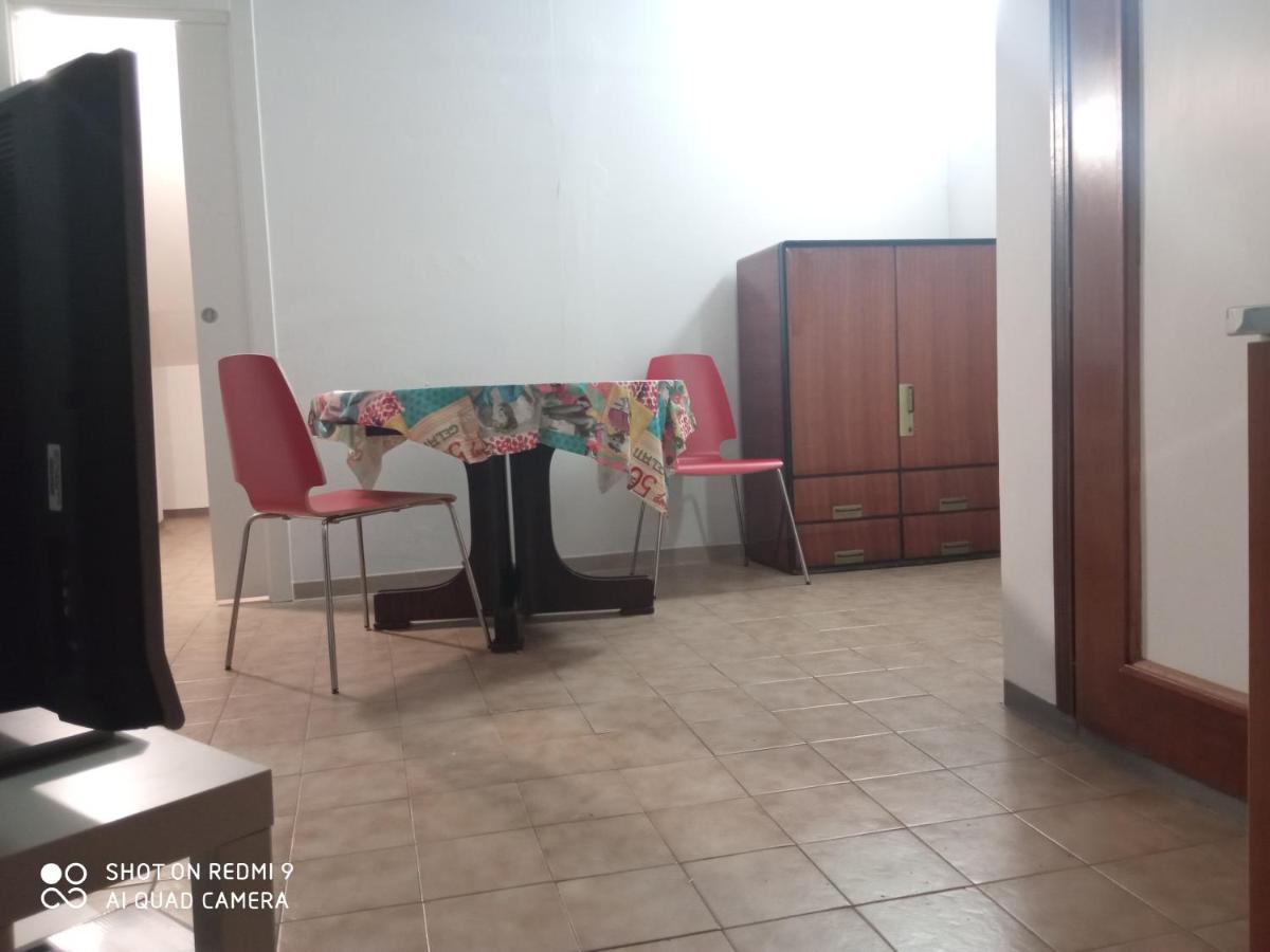 Santa Apartment Turin Bagian luar foto